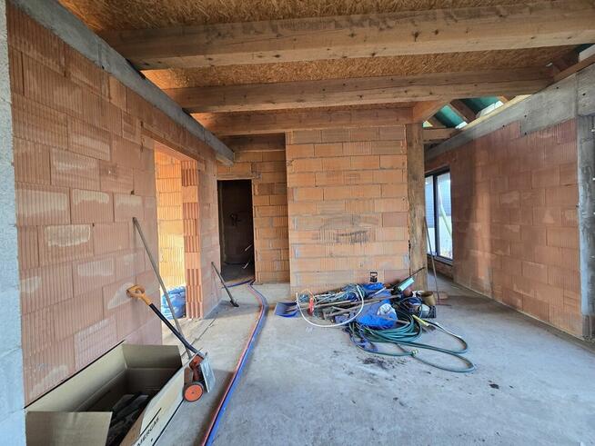 Myszkowice, dom do wykończenia