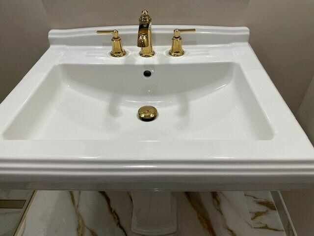 Umywalka w stylu retro