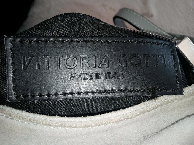 Sprzedam torebkę VITTORIA GOTTI
