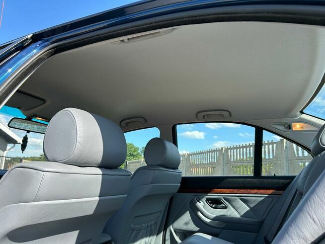 BMW 523 samochód osobowy 1998r