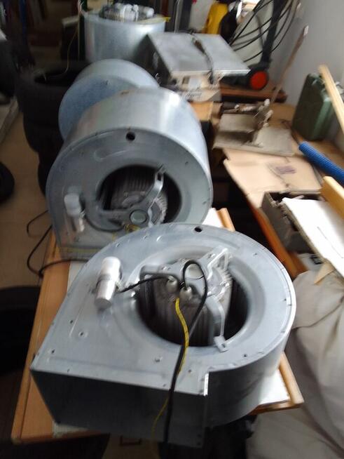 Dmuchawa z silnikiem elektryczny, jak na zdjęciach, prawie n