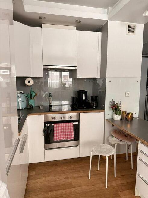 Wynajmę kawalerke na os.7 Życzeń