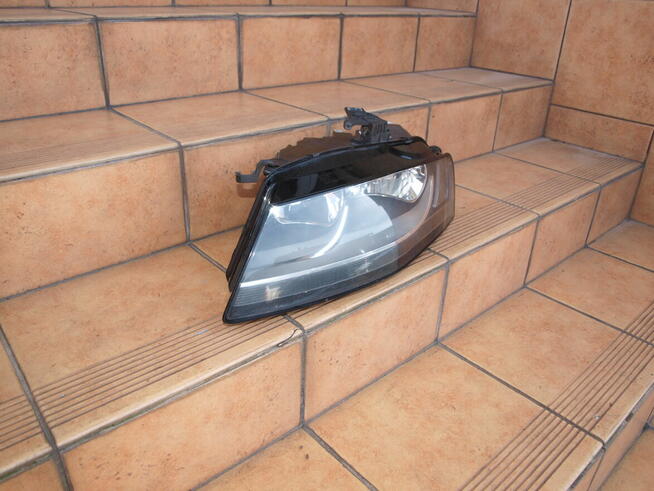 Audi A4 B8 lampa lewa przód (zwykła) 2007 - 2011r (europa)