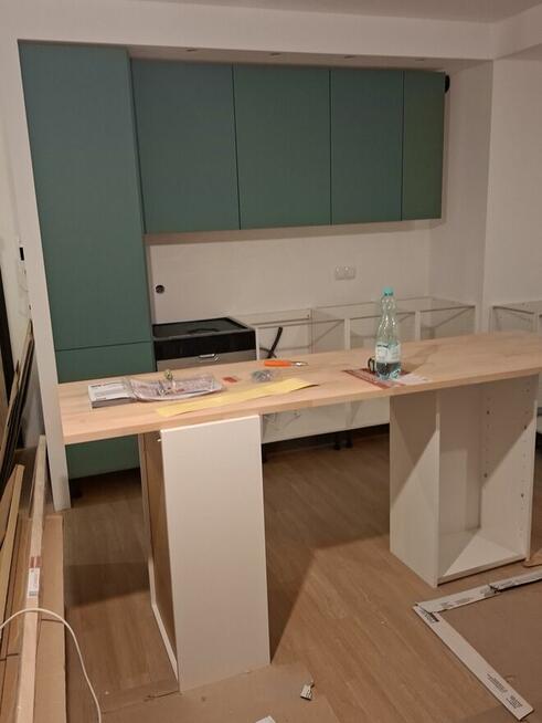 Glazura remonty wykończenia wnętrz Adaptacje pomieszczeń Ukł