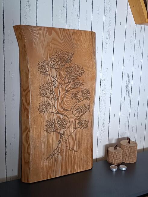 Złote Drzewo w Jesionie – Obraz Żywica Live Edge