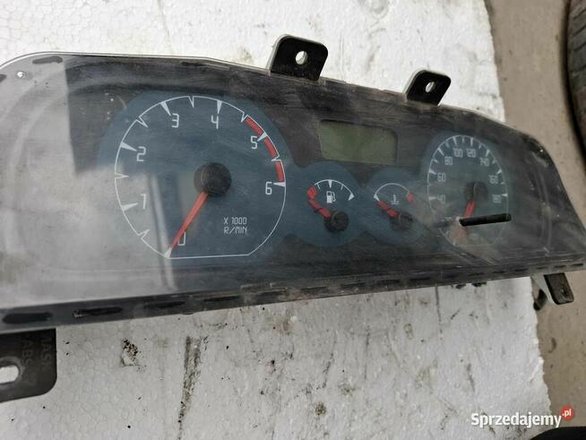 Licznik Zegar Nissan Terrano