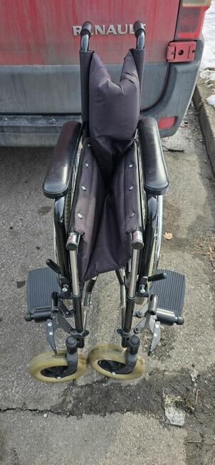 Wózek inwalidzki stalowy ręczny, H011 Basic firmy TIMAGO