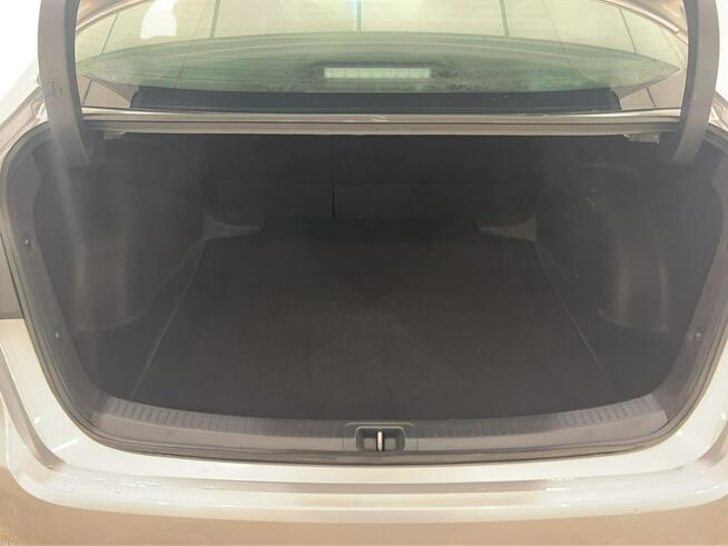 Toyota Corolla 1.5 Comfort Sedan