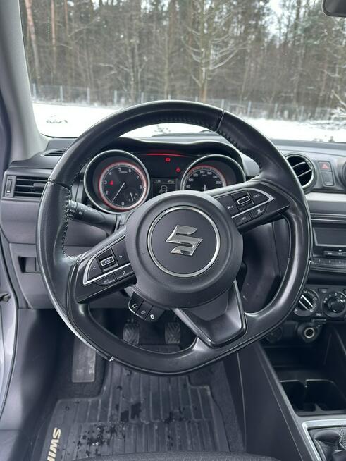 Suzuki Swift Polski Salon