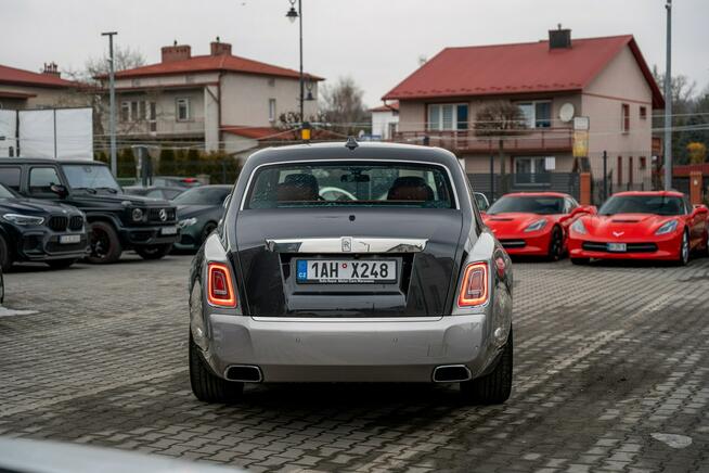 Rolls-Royce Phantom 6.7 V12 TwinTurbo 571KM / BeSpoke / Ikona / Jedyny w PL / Bezwypadkowy