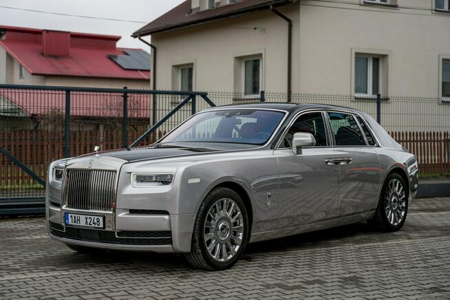 Rolls-Royce Phantom 6.7 V12 TwinTurbo 571KM / BeSpoke / Ikona / Jedyny w PL / Bezwypadkowy