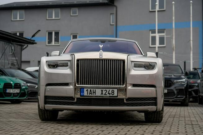 Rolls-Royce Phantom 6.7 V12 TwinTurbo 571KM / BeSpoke / Ikona / Jedyny w PL / Bezwypadkowy