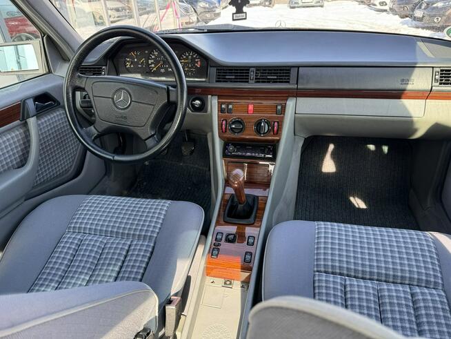 Mercedes E 200