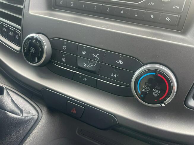 Ford Transit 2.0 130KM L3H2 Bogaty Klima Tempomat LED Bezwypadek z Niemiec 1Reka!