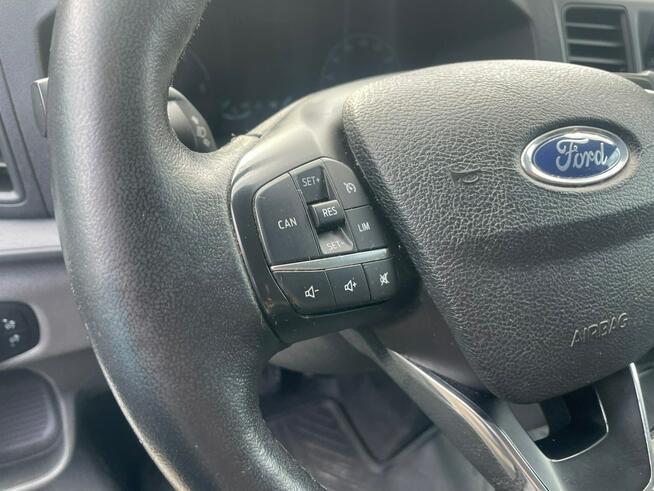 Ford Transit 2.0 130KM L3H2 Bogaty Klima Tempomat LED Bezwypadek z Niemiec 1Reka!