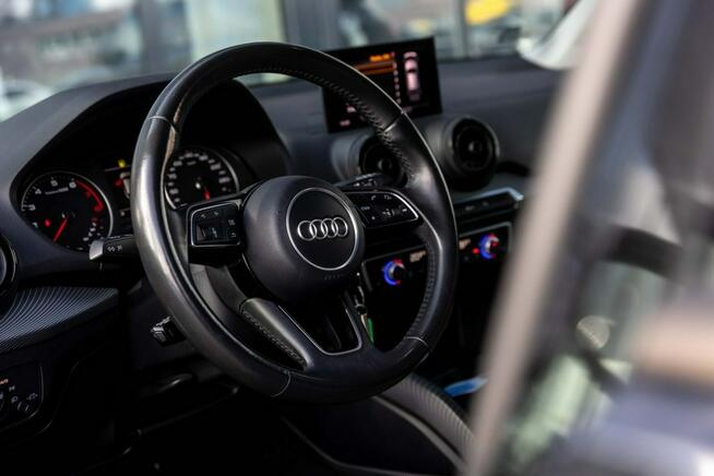 Audi Q2 Salon Polska, stan bardzo dobry, S-LINE