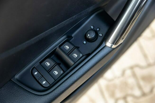 Audi Q2 Salon Polska, stan bardzo dobry, S-LINE