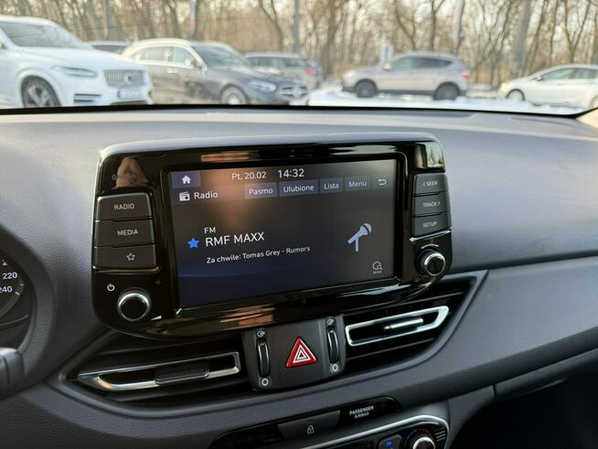 Hyundai i30 Fastback 1.5 T-GDi 7DCT 48V 160KM Smart Salon PL Serwis FV23%