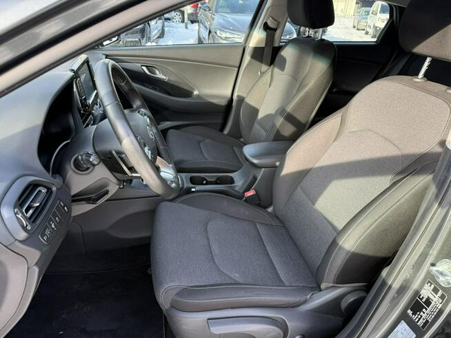 Hyundai i30 Fastback 1.5 T-GDi 7DCT 48V 160KM Smart Salon PL Serwis FV23%