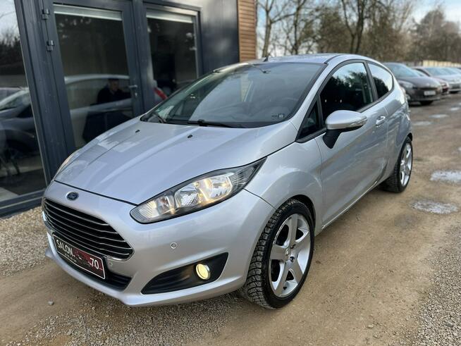 Ford Fiesta 1.5 Zarejestrowany Klima Grzana szyba i fotele Alu BEZ RDZY Stan BDB