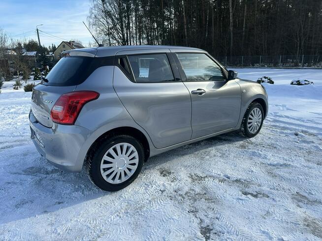 Suzuki Swift Polski Salon