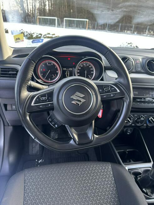 Suzuki Swift Polski Salon