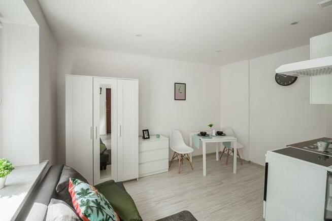 Wielka 12, Pogoń, funkcjonalna kawalerka