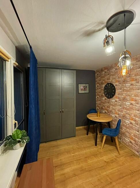 Wynajmę kawalerkę z dużym balkonem, 11 Listopada 9