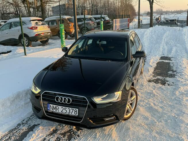Audi A4 2.0 TDI / 143KM LIFT LED Nawigacja Grzane Fotele Tempomat