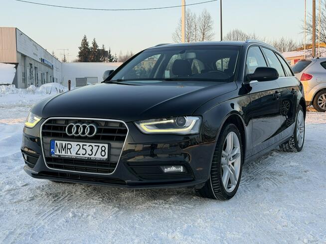 Audi A4 2.0 TDI / 143KM LIFT LED Nawigacja Grzane Fotele Tempomat