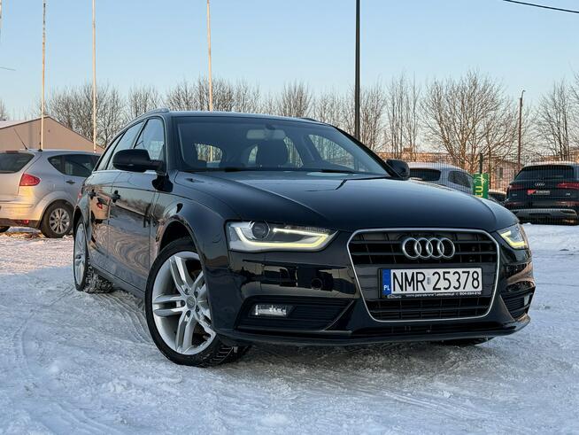 Audi A4 2.0 TDI / 143KM LIFT LED Nawigacja Grzane Fotele Tempomat