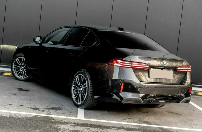 520i rabat 81 098 zł , Pakiet sportowy M pro