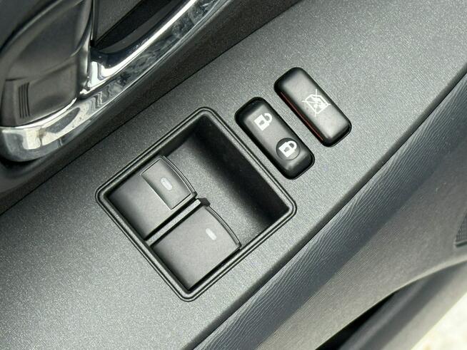 Toyota Avensis 1,6VVTi 132KM SOL/Pod.Fotele/Hak/Serwisowany