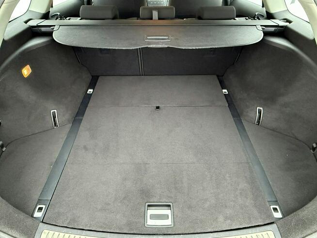 Toyota Avensis 1,6VVTi 132KM SOL/Pod.Fotele/Hak/Serwisowany