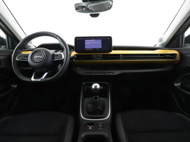 Jeep Avenger virtual cocpit full LED klima auto grzane fotele kamera i czujniki pak