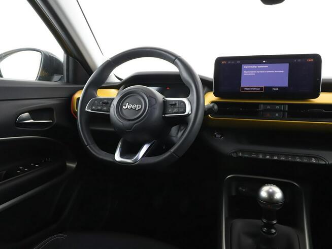 Jeep Avenger virtual cocpit full LED klima auto grzane fotele kamera i czujniki pak
