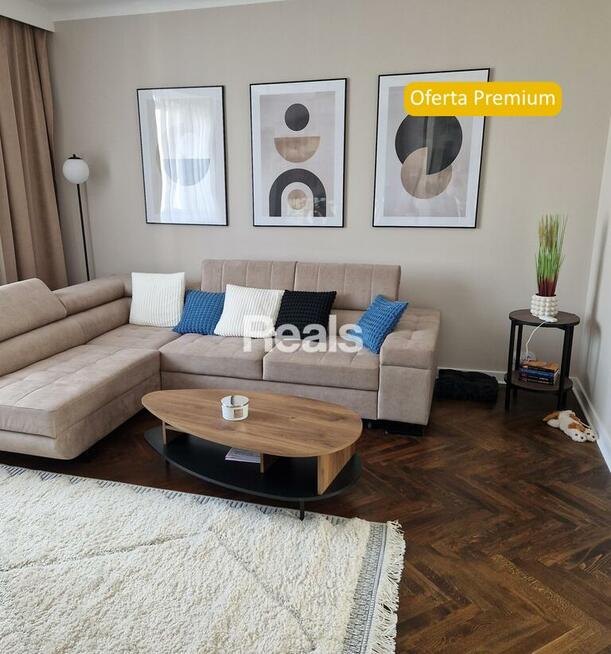 Z garderobą i piwnicą