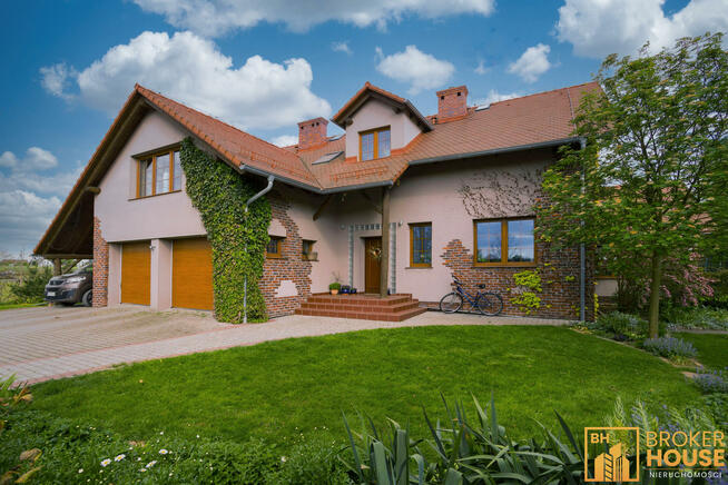 Dom Ciepielowice gm. Dąbrowa, Magnoliowa