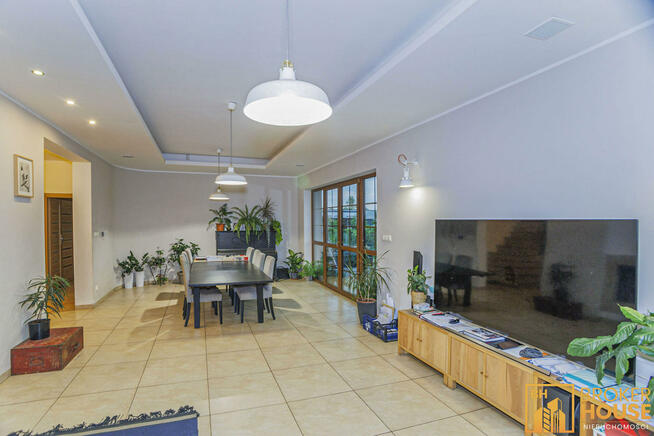 Dom Ciepielowice gm. Dąbrowa, Magnoliowa