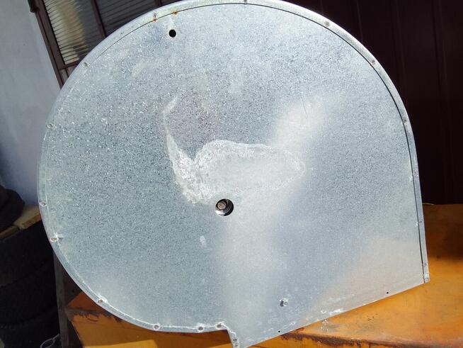 Dmuchawa z silnikiem elektryczny, jak na zdjęciach, prawie n