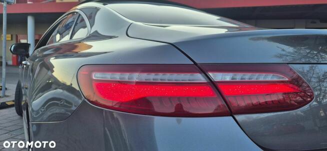 Mercedes-Benz Klasa E 220 d 9G-TRONIC AMG Line