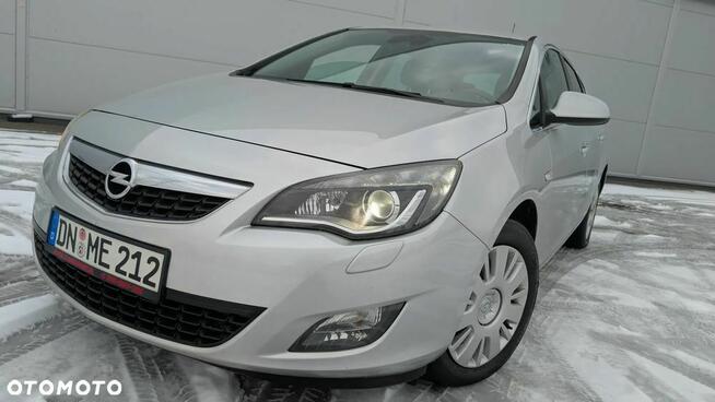 Opel Astra 2.0 CDTI DPF Innovation