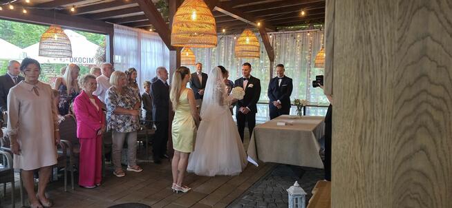 Nowoczesna Djka Muzyczna na Nowoczesne Potrzeby Animatorka z