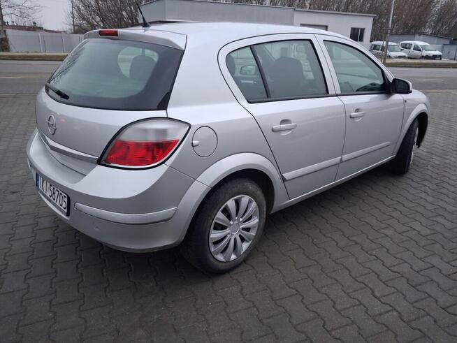 Opel astra H