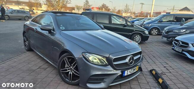 Mercedes-Benz Klasa E 220 d 9G-TRONIC AMG Line