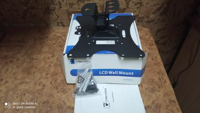 Uchwyt do mocowania TV na ścianie nowy