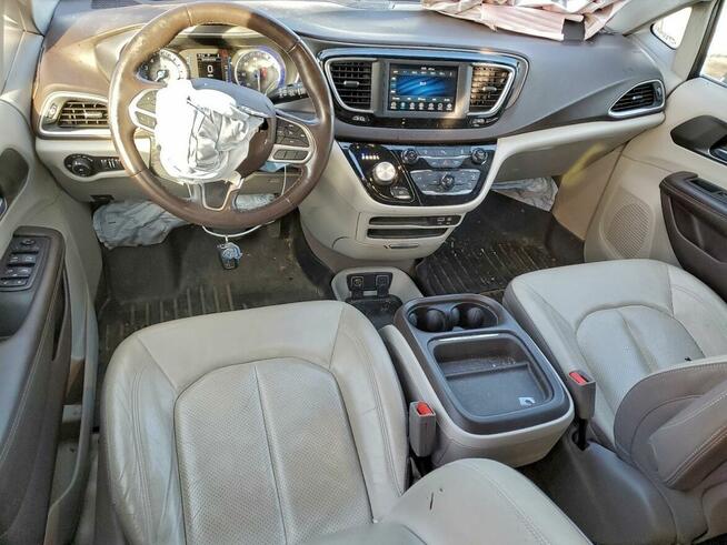Chrysler pacifica Touring L 3.6 w drodze do pl