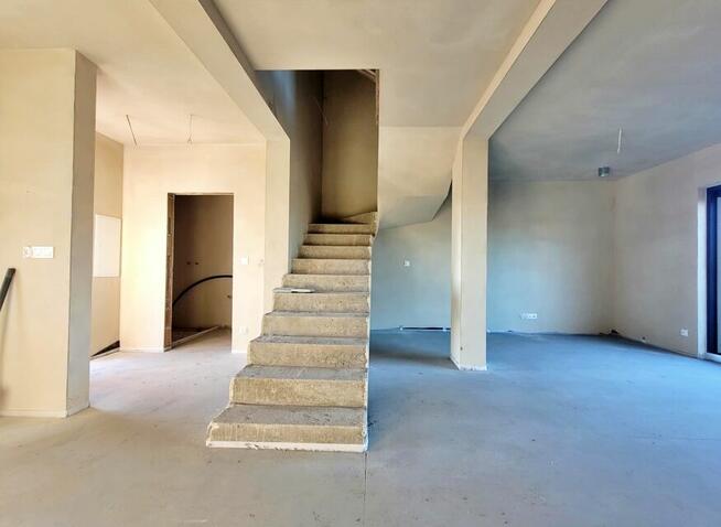 Kraków - Nowa Huta - bliźniak gotowy