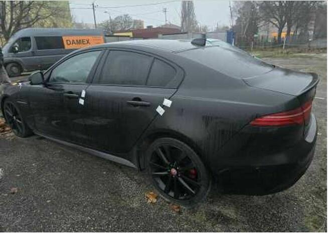 JAGUAR XE 2.0 MR`20 E6 R-Dynamic SE