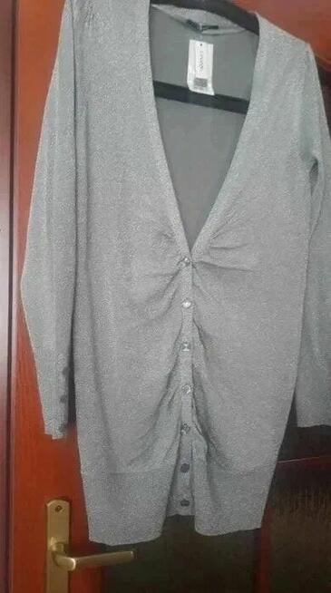 Drapowany sweterek na guziki George srebrny 38 /40